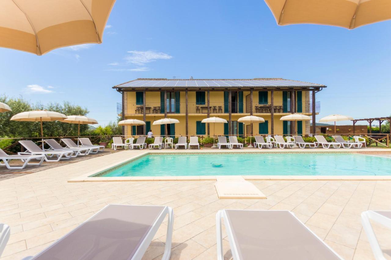 Casale Del Conero Aparthotel Porto Recanati Buitenkant foto
