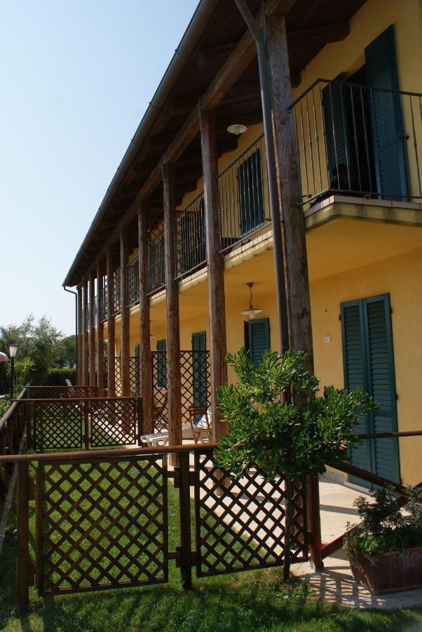 Casale Del Conero Aparthotel Porto Recanati Buitenkant foto