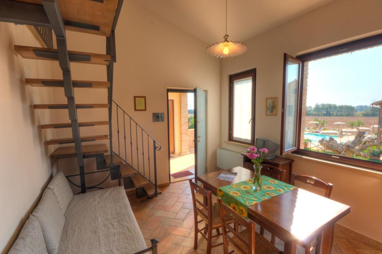 Casale Del Conero Aparthotel Porto Recanati Buitenkant foto